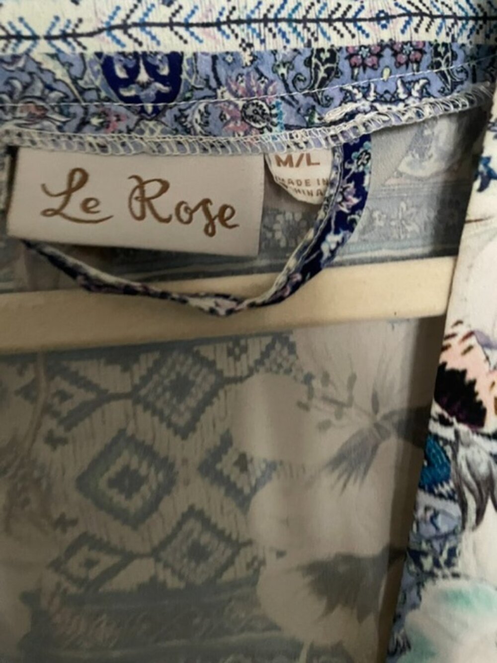 Le Rose Kimono Robe - Picture 4 of 4